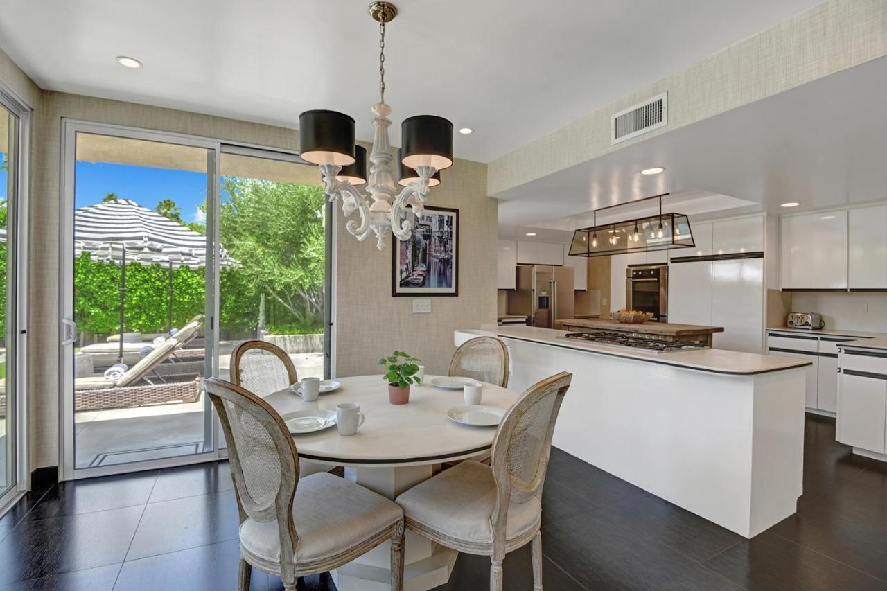 Canyon Palms Estate- Ultra-Luxe, Pool, Spa, Firepit, Outdoor Kitchen & More Palm Springs Exterior photo