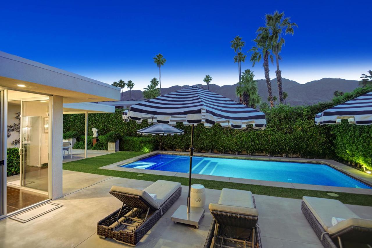 Canyon Palms Estate- Ultra-Luxe, Pool, Spa, Firepit, Outdoor Kitchen & More Palm Springs Exterior photo